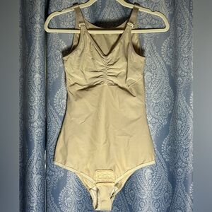 Post Surgery Compression Bodysuit Shapewear Beige Size M Tummy Control Faja